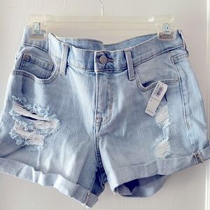 NWT Old Navy distressed boyfriend shorts